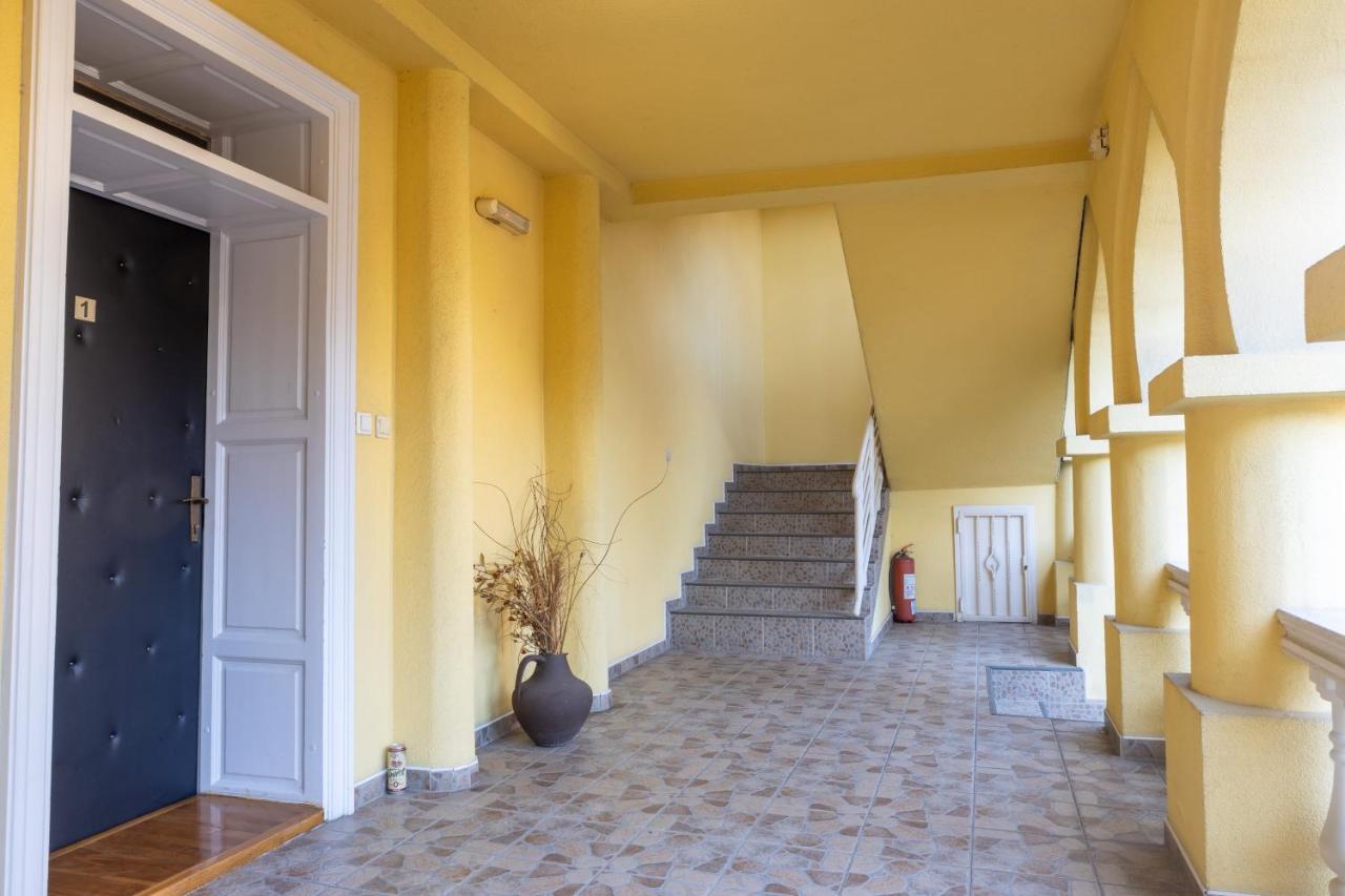 Motel Vila Bakarni Brčko Exteriör bild